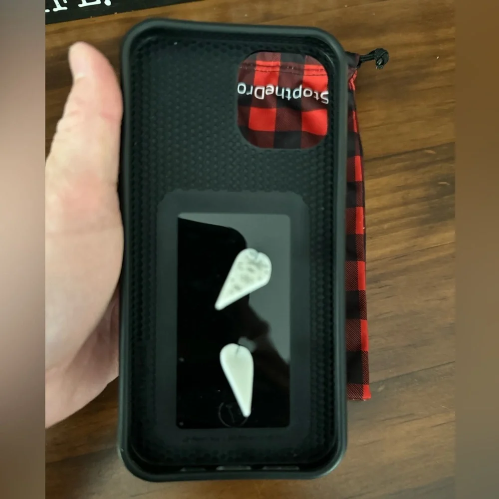 Loopy Case iPhone 12pro‎  Red and Black Plaid Phone Case
